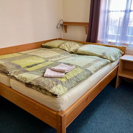 Český Krumlov Hostel Postel מראה חיצוני תמונה