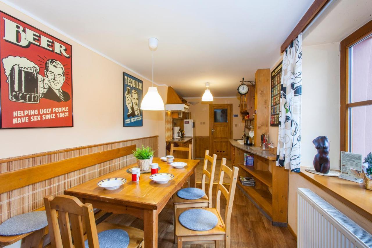 Český Krumlov Hostel Postel מראה חיצוני תמונה