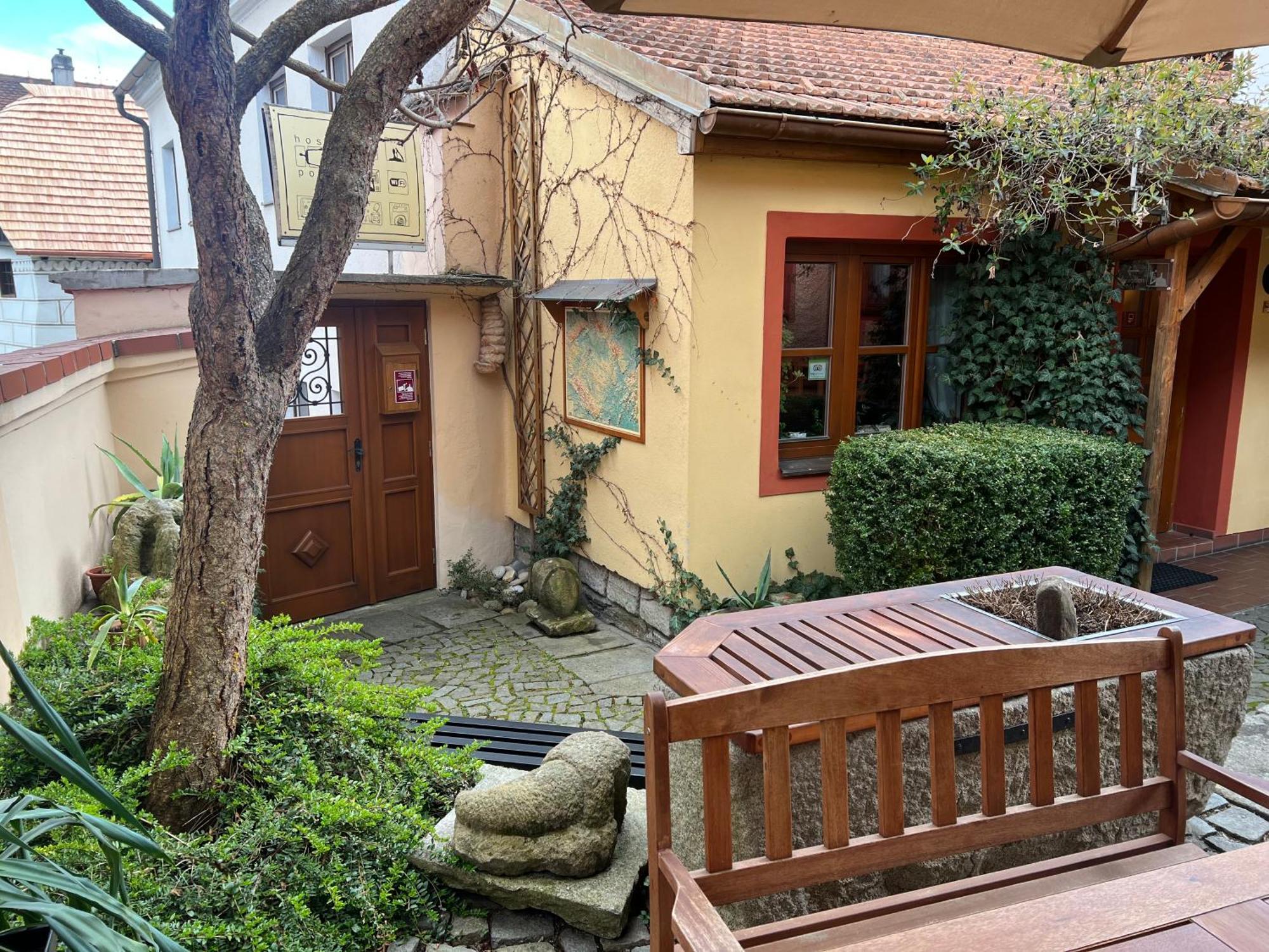Český Krumlov Hostel Postel מראה חיצוני תמונה