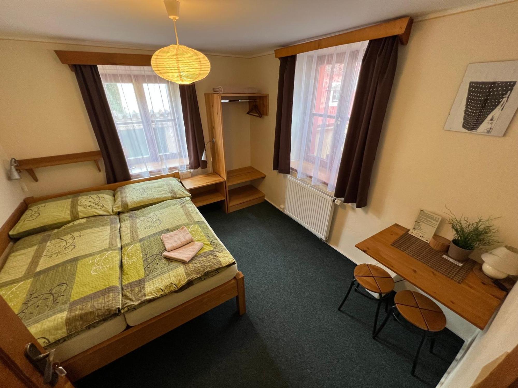Český Krumlov Hostel Postel מראה חיצוני תמונה