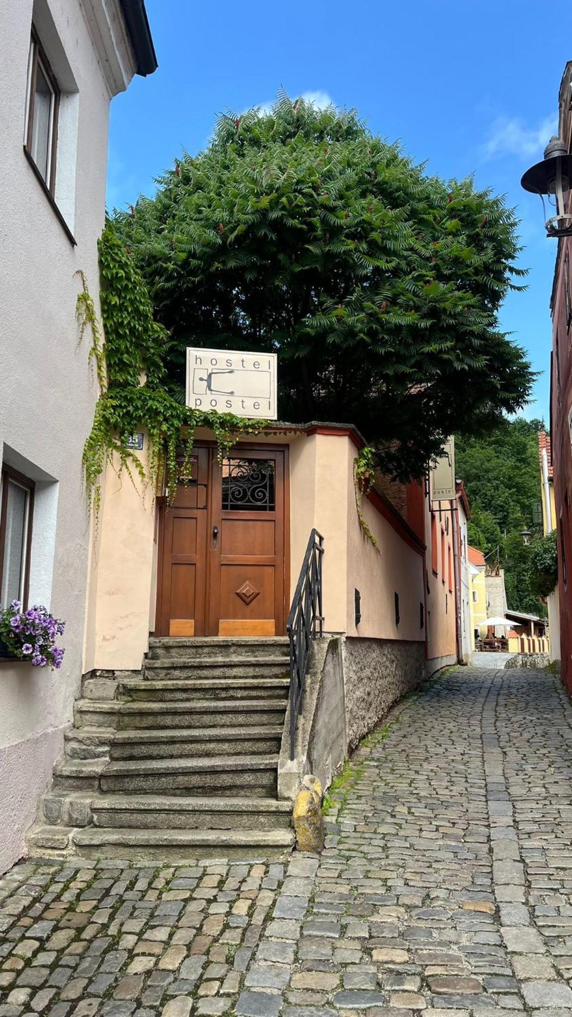 Český Krumlov Hostel Postel מראה חיצוני תמונה