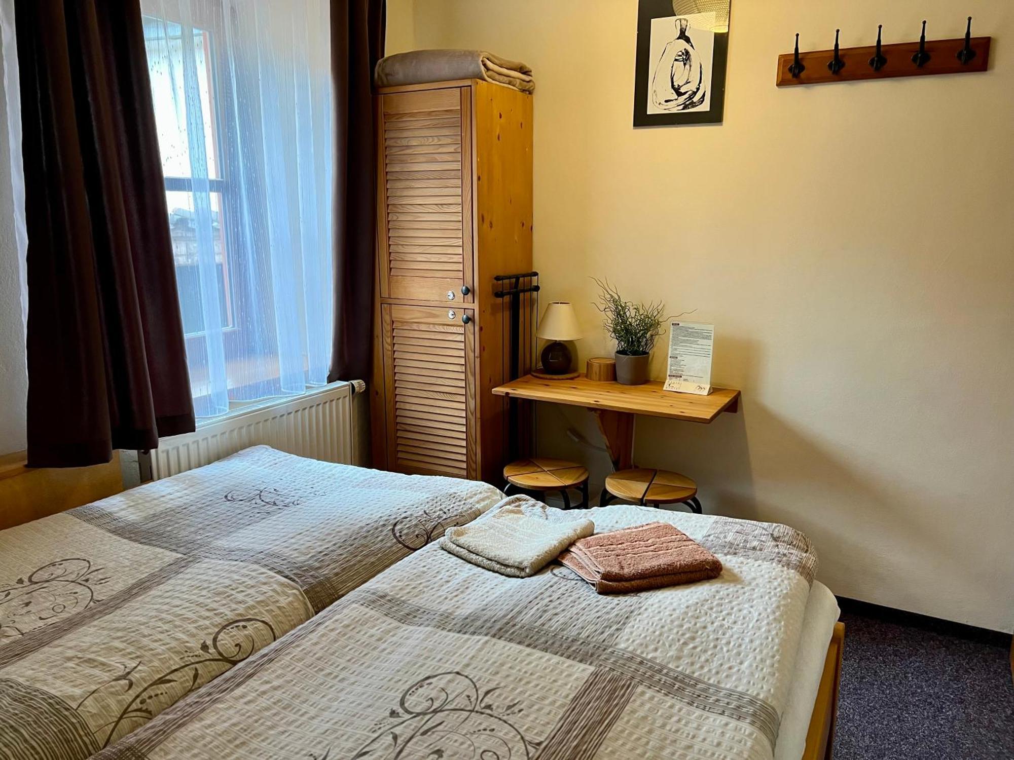 Český Krumlov Hostel Postel מראה חיצוני תמונה